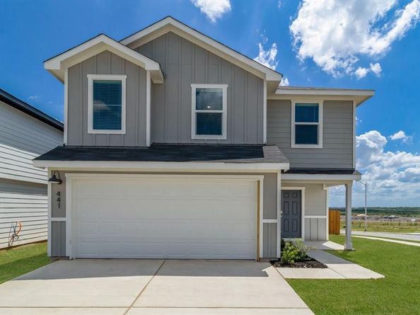 2132  Chantilly Lane , Arlington Texas 76015