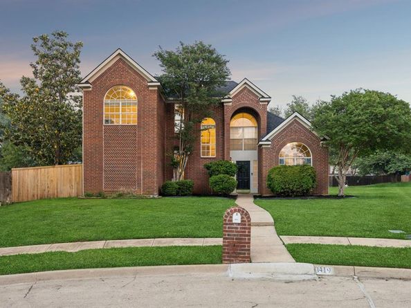 1419  Bogard Lane , Lewisville Texas 75077