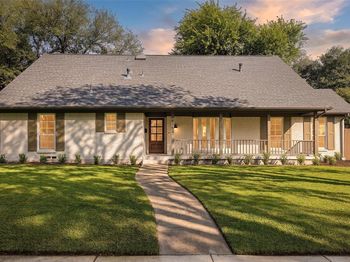 6153  Glennox Lane 