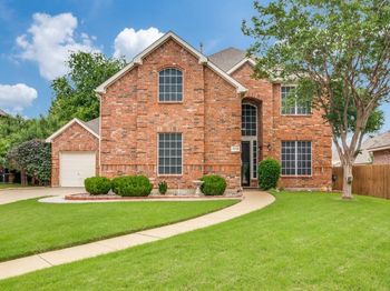 2216  Forest Creek Drive 