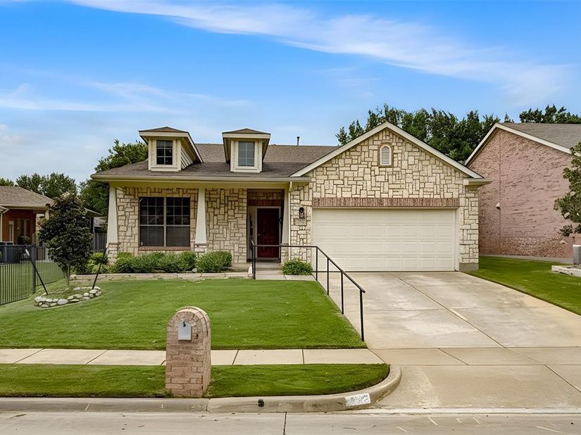 6820  Algarve Drive , Denton Texas 76210
