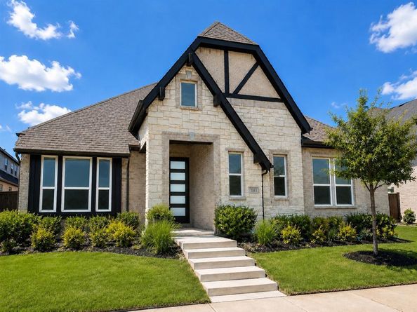 1811  Lande Street , Farmers Branch Texas 75234