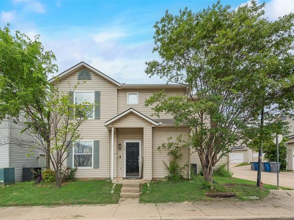 301  Ensenada Plaza , Dallas Texas 75211