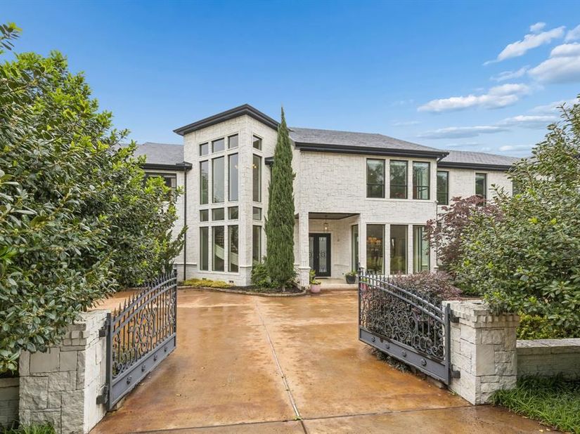 4511  Watauga Road , Dallas Texas 75209