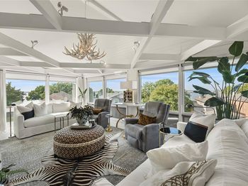 5713  Southern Cross Drive 