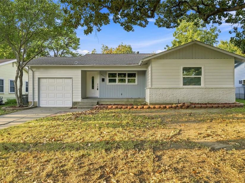 6044  Walnut Drive , Fort Worth Texas 76114
