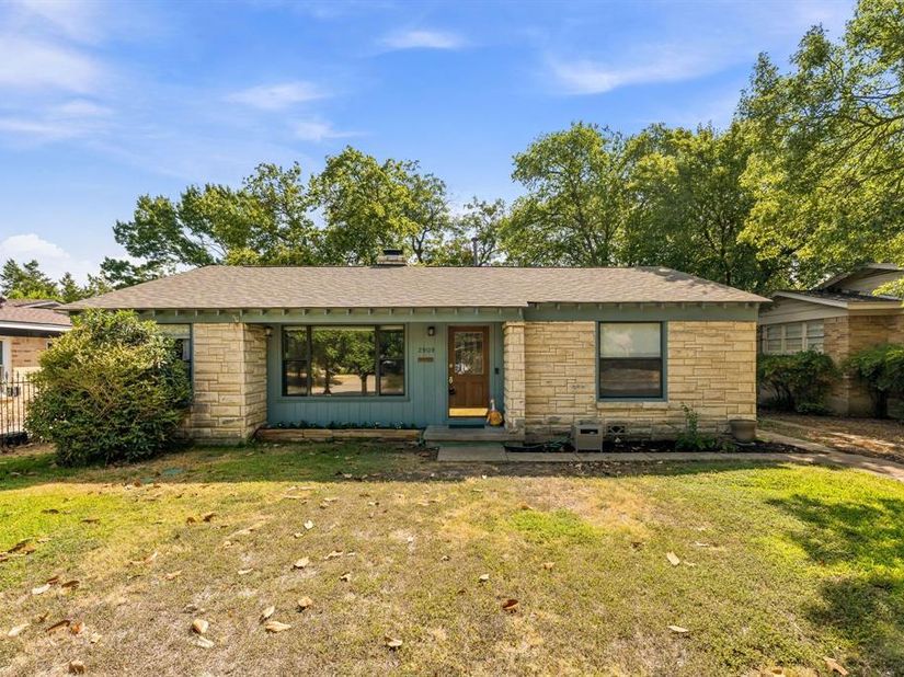 2909  Ryan Place Drive , Fort Worth Texas 76110