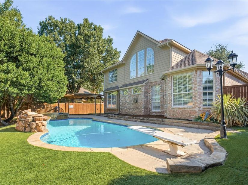 708  Autumn Ridge Drive , McKinney Texas 75072