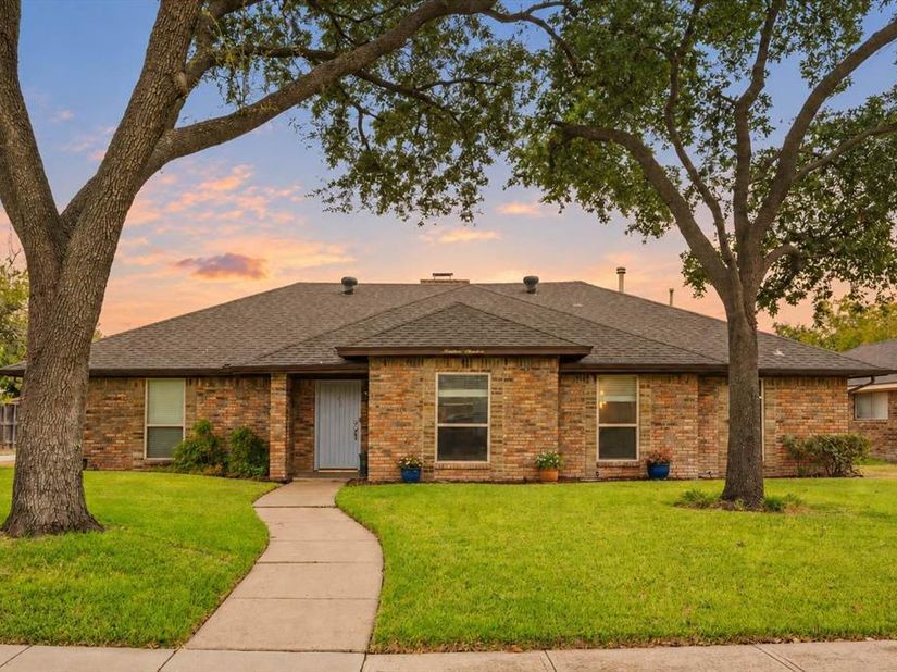 1919  Baylor Drive , Richardson Texas 75081