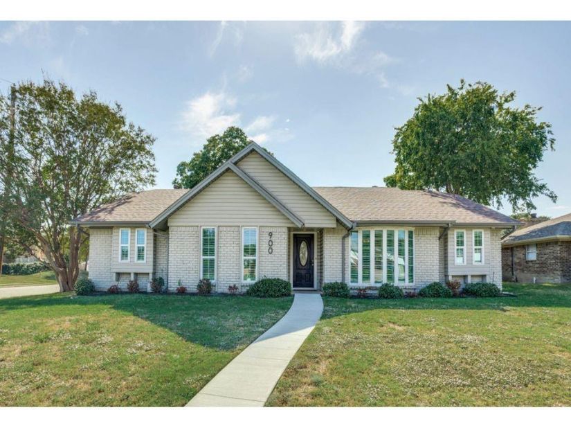 900  Lexington Drive , Plano Texas 75075