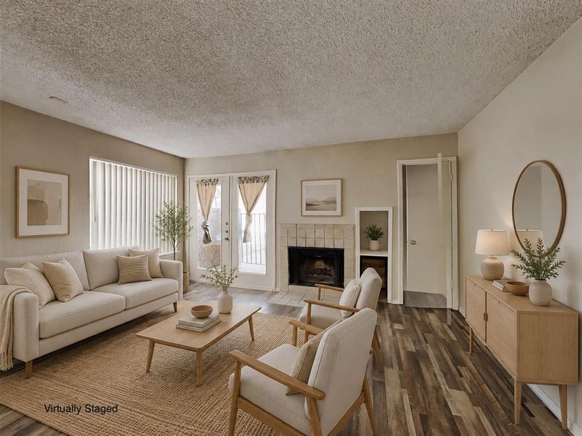 9811  Walnut Street  108, Dallas Texas 75243