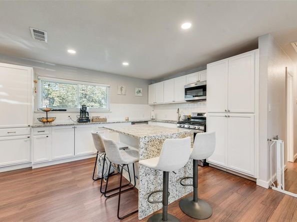 756  Briarwood Lane , Hurst Texas 76053