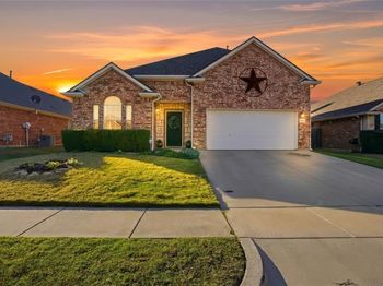 7429  Gairlock Drive 