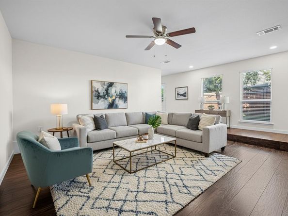 11353  Quail Run Street , Dallas Texas 75238