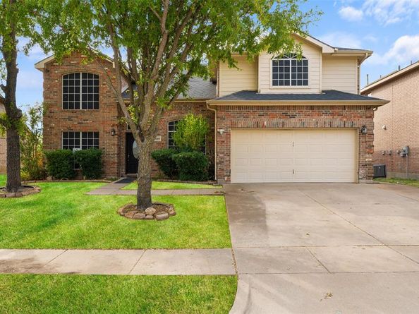 6408  Wolf Creek Court , Arlington Texas 76018