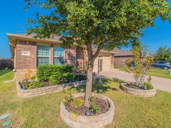 817  Horton Street , Fate Texas 75189