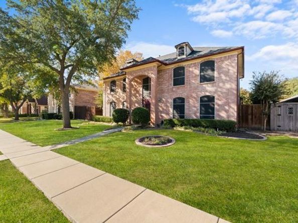 5509  Allen Lane , Rowlett Texas 75088