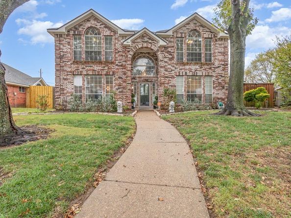 544  Saddle Head Drive , DeSoto Texas 75115