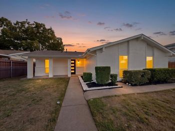 2524 N Saint Augustine Drive 