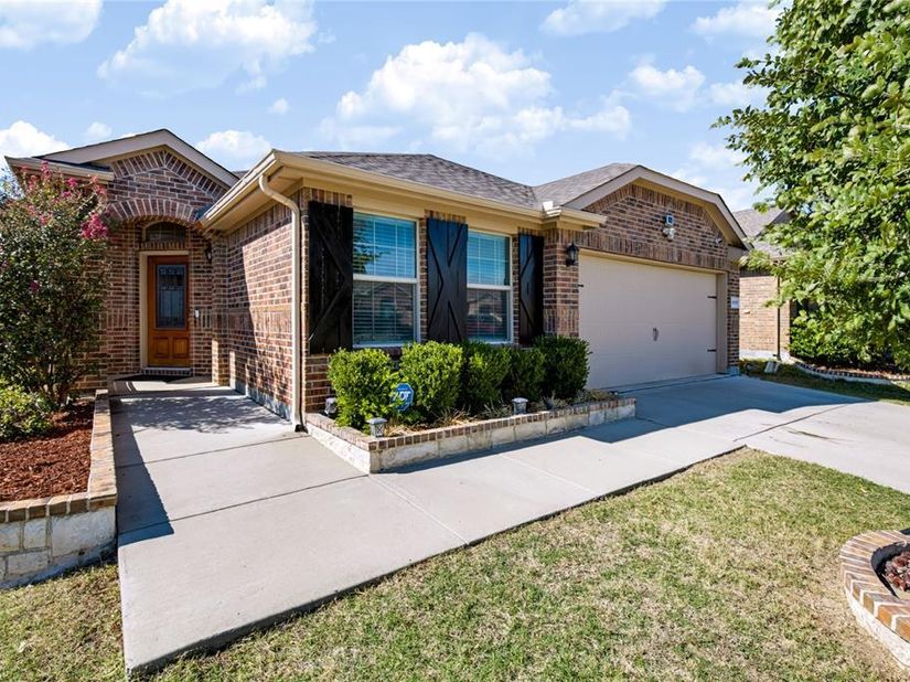9317  Leveret Lane , Fort Worth Texas 76131
