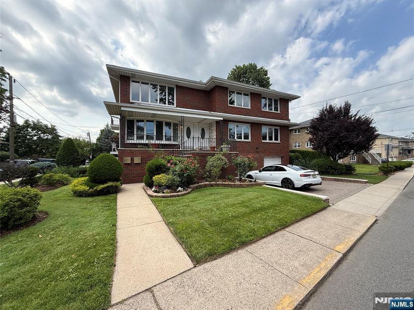 2357 Linwood Avenue, Fort Lee NJ 07024