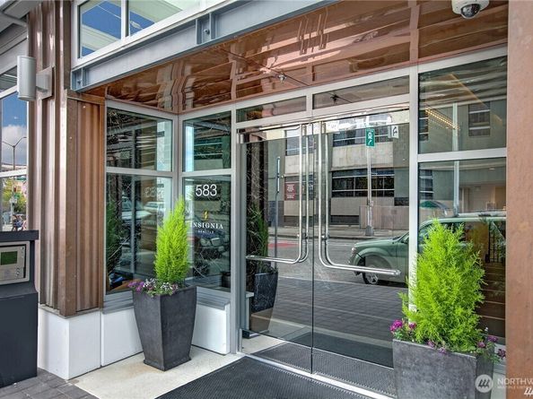583 Battery Street 1608N, Seattle WA 98121