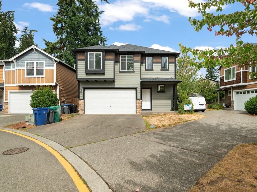 907 141st Place SW, Lynnwood WA 98087