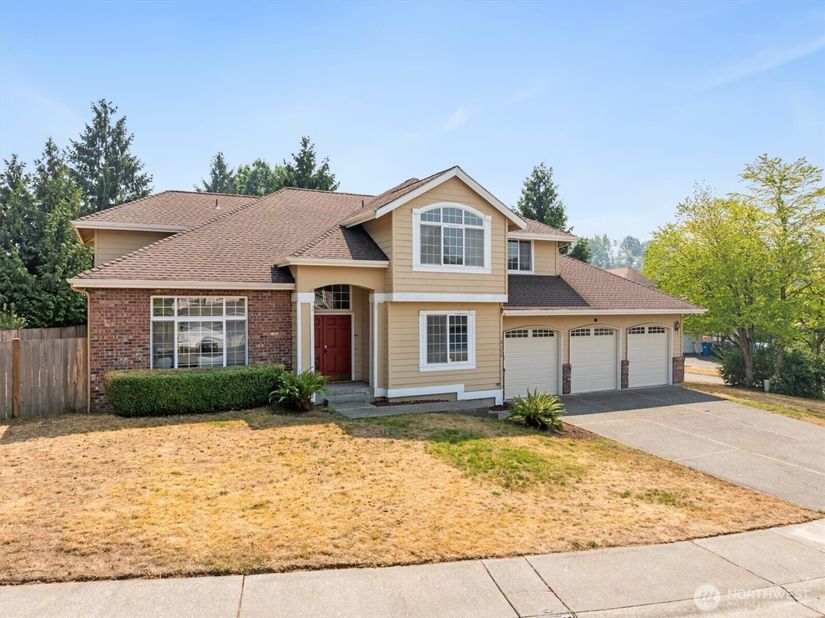 10325 SE 185th Place, Renton WA 98055
