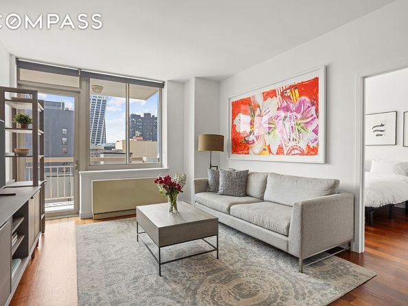 520 West 23rd Street 12B, New York NY 10011