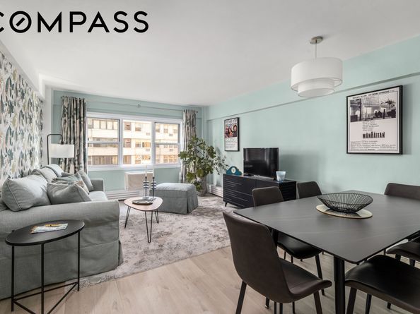40 Sutton Place 4J, New York NY 10022