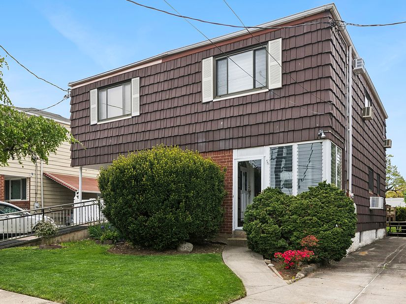 64-22 136th Street, Queens NY 11367