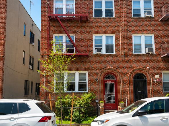 47-44 44th Street, Queens NY 11377