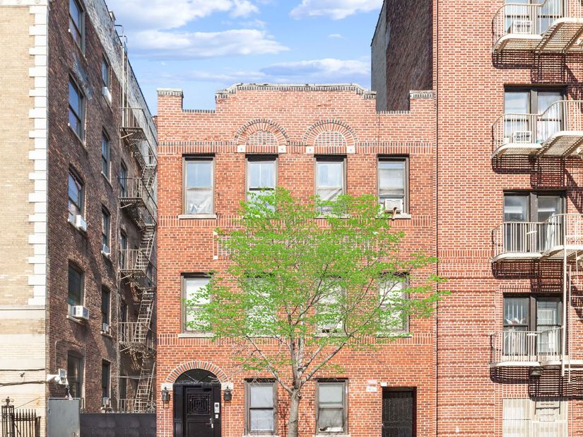 567 West 184th Street, New York NY 10033