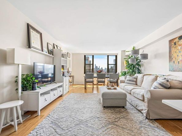 444 East 86th Street 27F, New York NY 10028