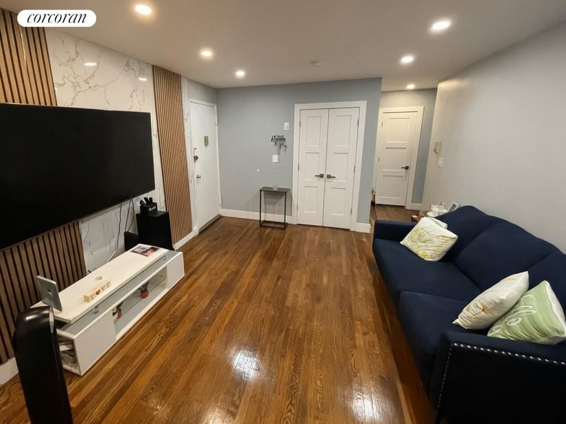 180 Van Cortlandt Park S 5J, Bronx NY 10463
