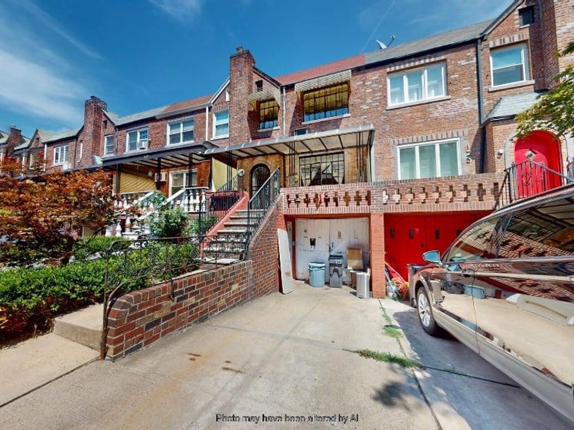 121 East 2nd Street, Brooklyn NY 11218