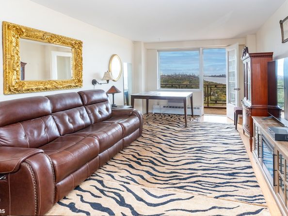 5700 Arlington Avenue 20S, Bronx NY 10471