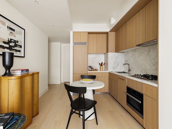 501 3rd Avenue 10A, New York NY 10016