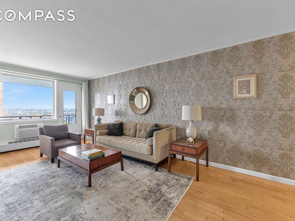 5800 Arlington Avenue 6V, Bronx NY 10471