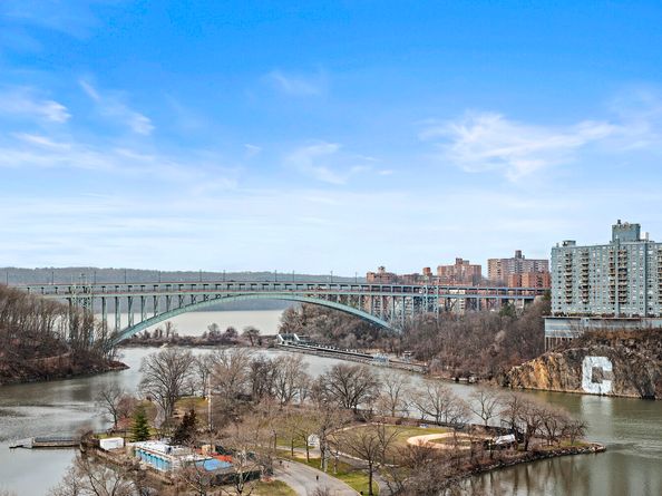 579 West 215th Street 5A, New York NY 10034