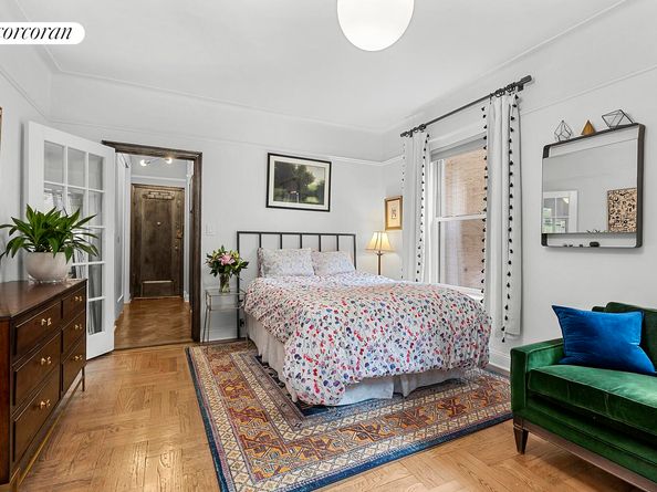 140 East 95th Street 2E, New York NY 10128