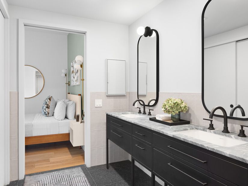 547 West 47th Street 704, New York NY 10036