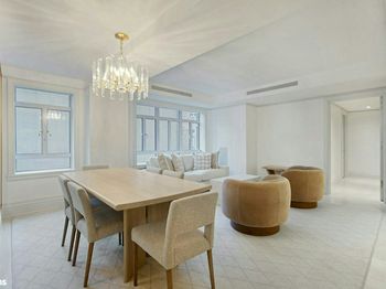21 East 61st Street