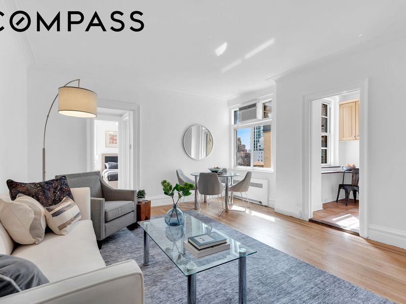 136 East 36th Street 11F, New York NY 10016
