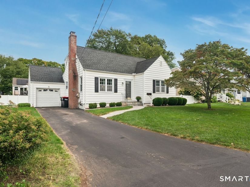 100 Flint Street, Trumbull CT 06611