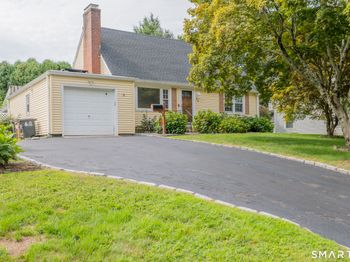 14 Ayres Drive