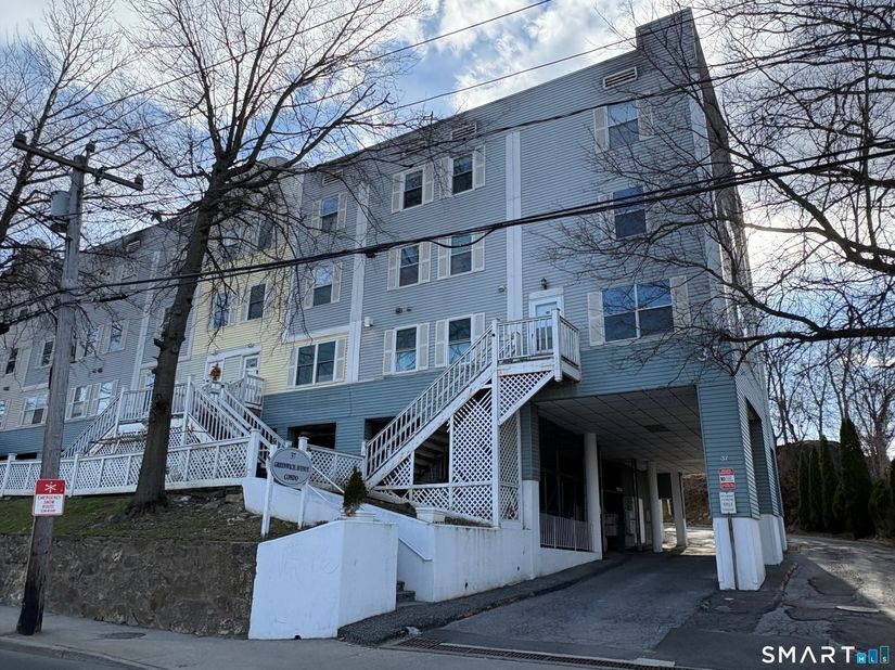 37 Greenwich Avenue 21, Stamford CT 06902