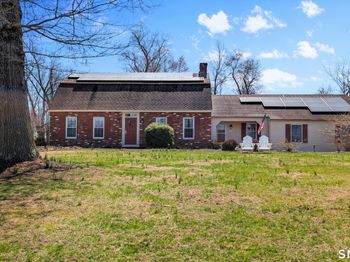 11 Old Woods Road
