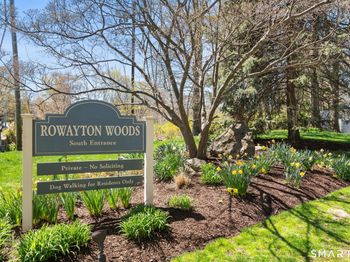 32 Rowayton Woods Drive