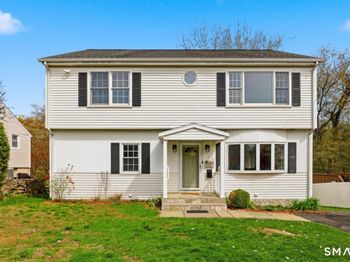 103 Ledge Lane
